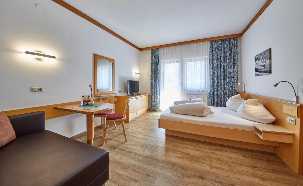 Apart-Hotel Forellenhof Saalbach-Hinterglemm Exteriör bild