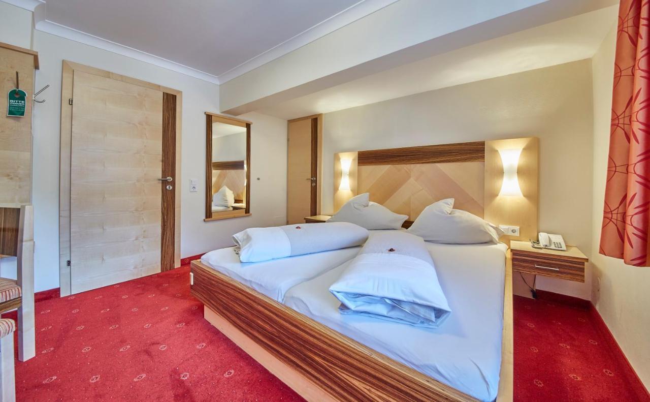 Apart-Hotel Forellenhof Saalbach-Hinterglemm Rum bild