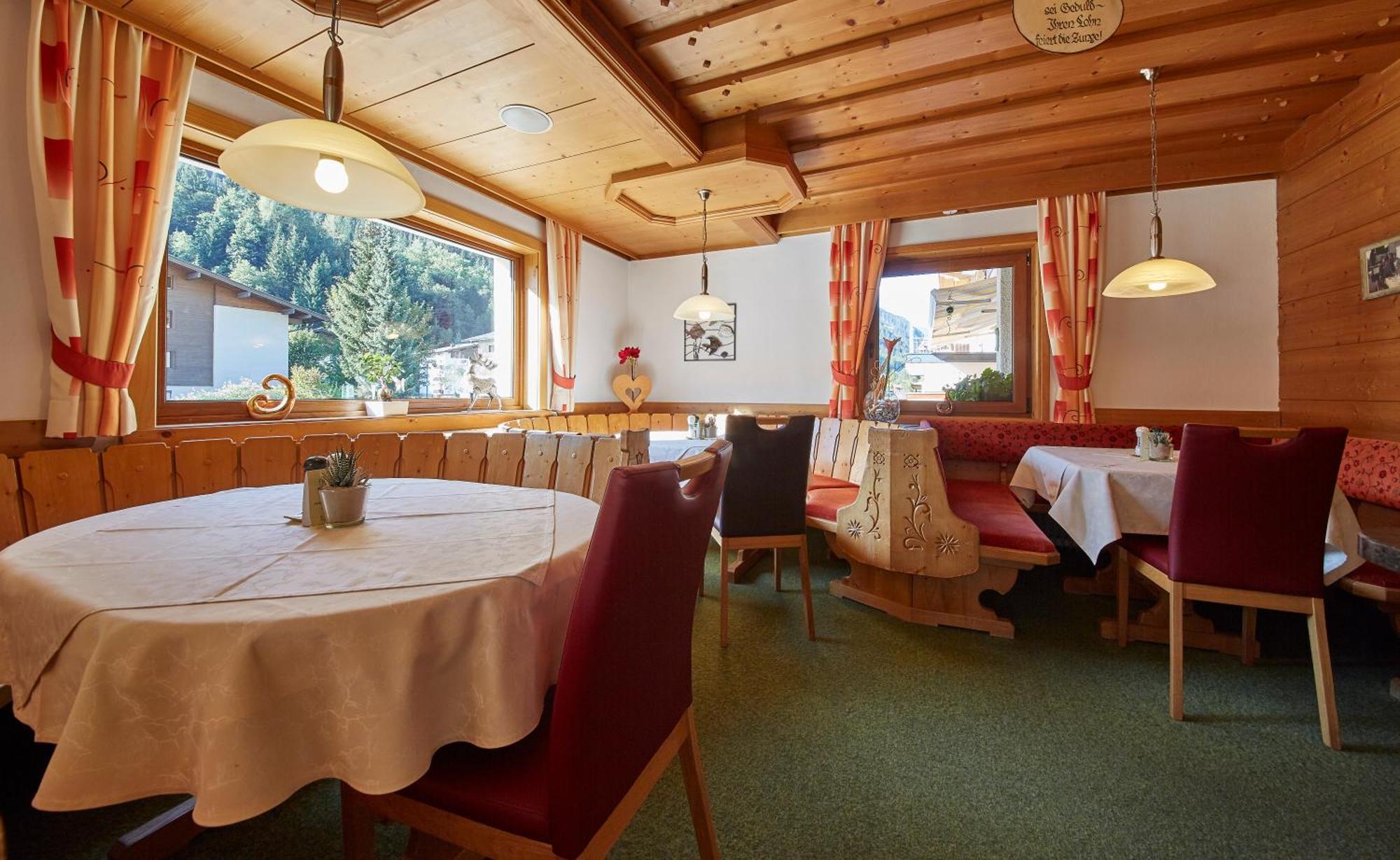 Apart-Hotel Forellenhof Saalbach-Hinterglemm Exteriör bild