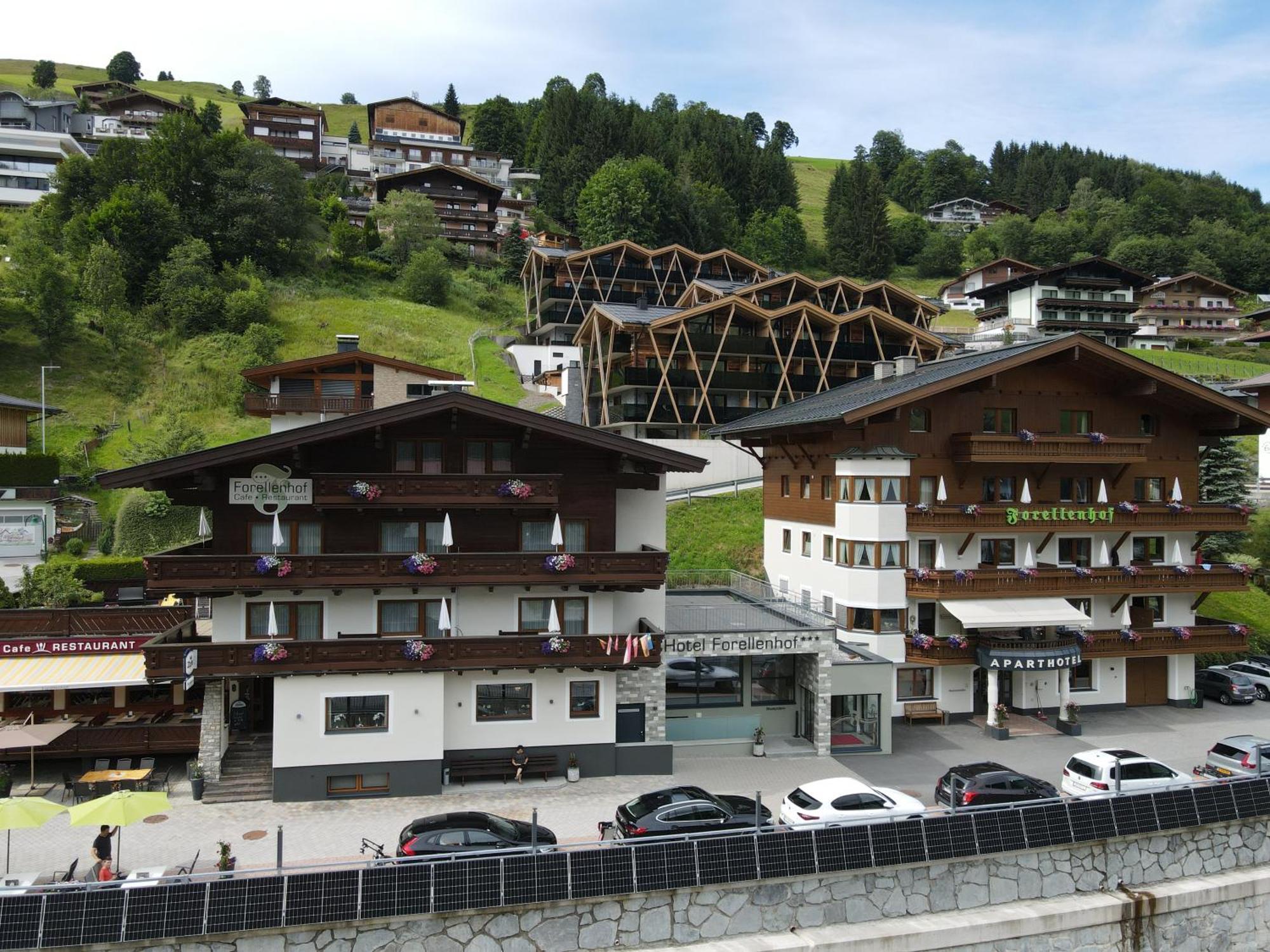 Apart-Hotel Forellenhof Saalbach-Hinterglemm Exteriör bild